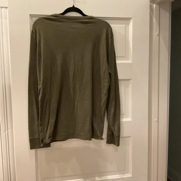 Express Men’s Size Medium Olive Long sleeved shirt - Picture 2 of 5